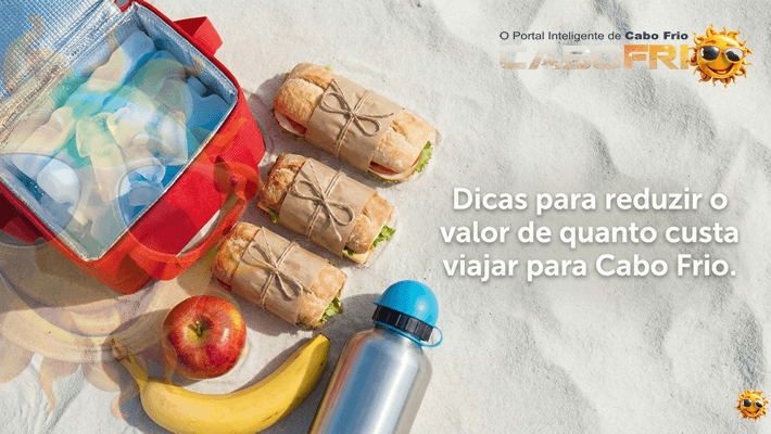 Levar seu próprio cooler para praias mais distantes (como o Foguete) é uma dica de ouro para economizar