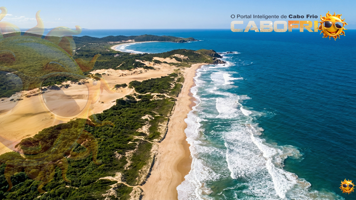 Vista aérea da Praia do Peró e suas dunas preservadas